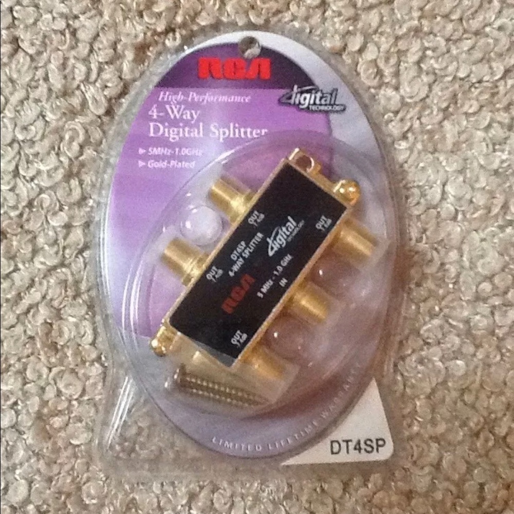 New RCA High-Performance Gold Plated 4-Way Digital Splitter 5MHz - 1.0GHz DT4SP